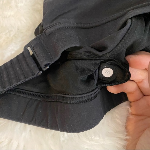 Lululemon Black Yoga Sports Bra Size 10 Medium Large - Picture 4 of 6